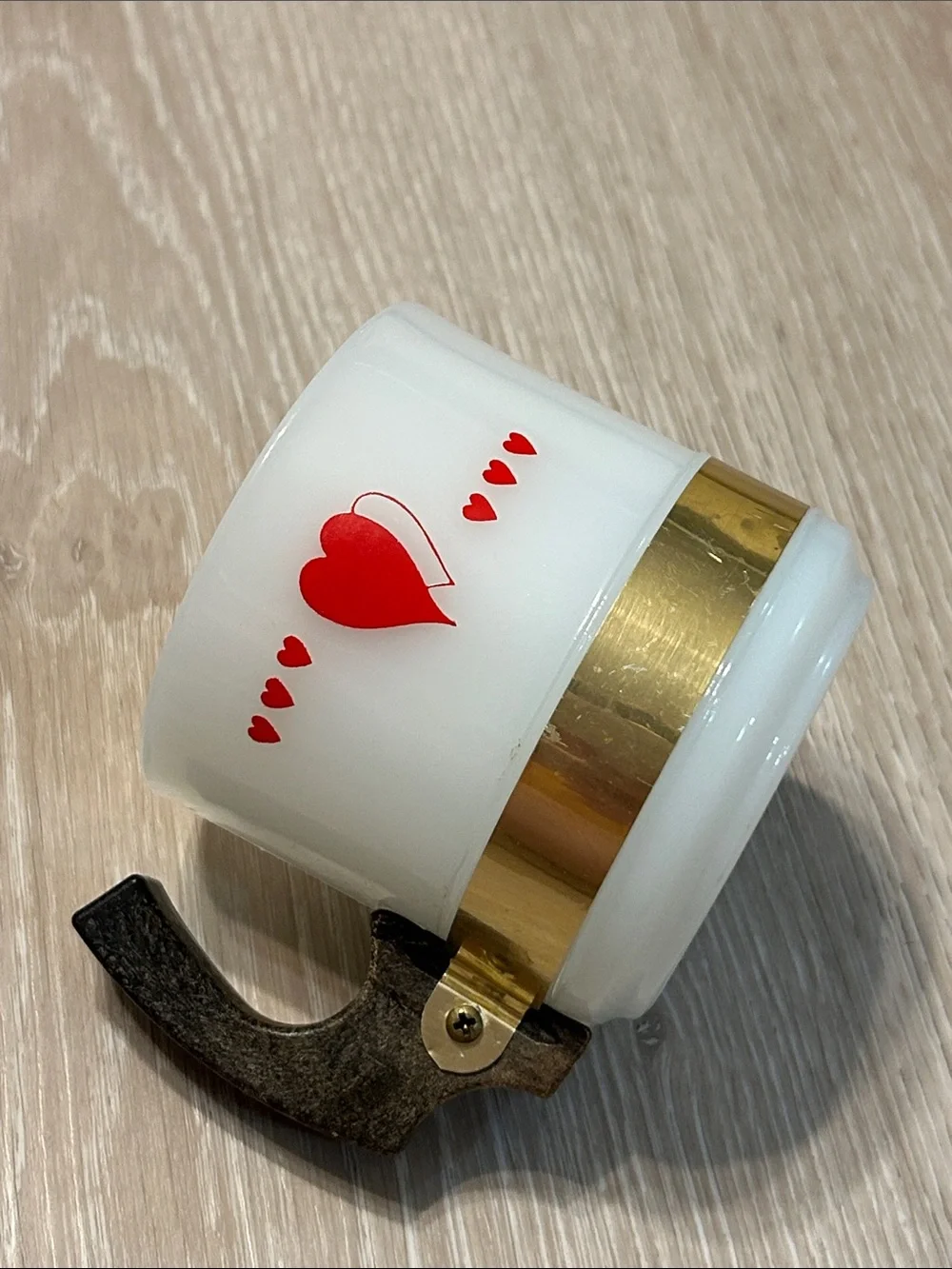 Siesta Ware Vintage Playing Cards Hearts Motif White Milk Glass Mug Wood Handle